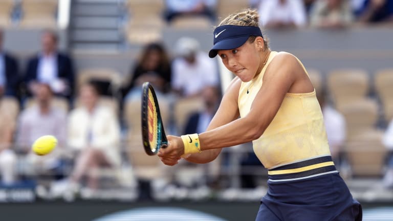 "Nous avons un plan avec mon coach pour le match," dit Andreeva, "mais après, j'oublie tout. Quand je joue un match, je n’ai aucune pensée en tête."
