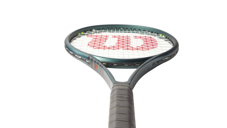 Le Blade 100 a une largeur de faisceau légèrement plus épaisse que le Blade 98.