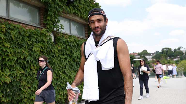 Finaliste de Wimbledon 2021, Berrettini représente un obstacle potentiel de taille au deuxième tour pour Sinner.