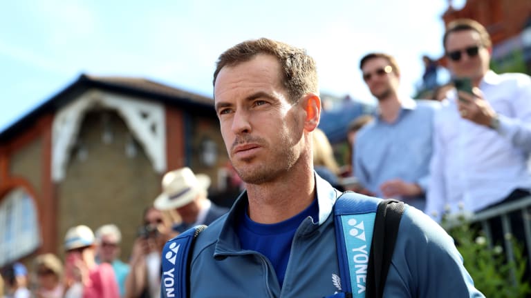 Murray détient un record à vie de 739-262 dans les compétitions au niveau du circuit.