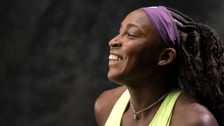 Gauff est le seul joueur, homme ou femme, à atteindre les demi-finales ou mieux lors des trois derniers tournois majeurs consécutifs.