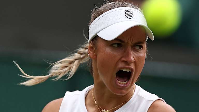 Putintseva a débuté Wimbledon avec un bilan de 28 victoires et 15 défaites cette saison, dont des quarts de finale à Miami et Madrid, et un titre de préparation à Birmingham. Elle est une menace sur toutes les surfaces, une étiquette que Swiatek essaie de mériter.