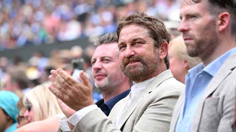 Ce n'est pas Sparte. C'est Wimbledon. N'est-ce pas, Gerard Butler ?
