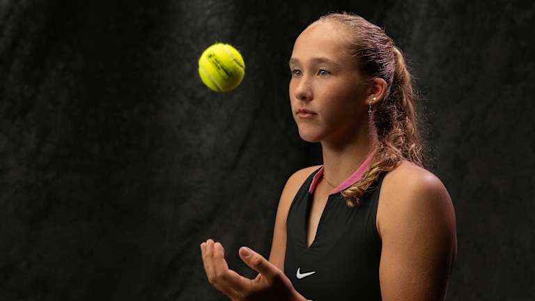 Andreeva s'est qualifiée pour sa première demi-finale majeure à Roland Garros en juin.
