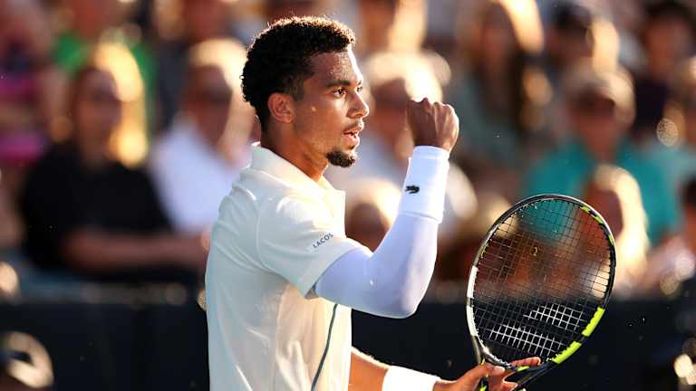 Fils vient également d'atteindre la deuxième semaine d'un Grand Chelem pour la première fois à Wimbledon.