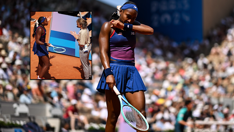 Gauff a fait valoir sans succès que la balle de break à 3-2 dans le deuxième set aurait dû être rejouée, affirmant que l'appel du juge de ligne et la correction de Campistol avaient interrompu son swing.