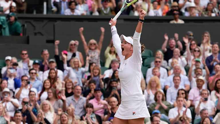 Krejcikova s'est qualifiée pour sa deuxième finale majeure en simple (elle a remporté Roland Garros en 2021).