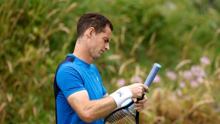 Andy Murray utilise depuis longtemps un certain surgrip bleu clair.