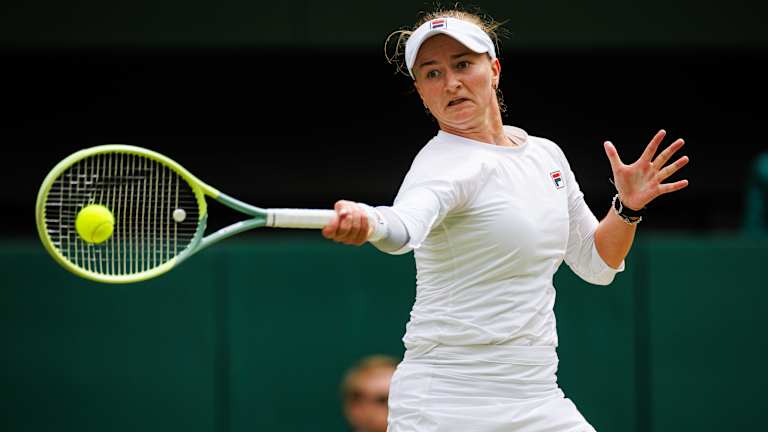 La championne de Wimbledon, Barbora Krejcikova, soutient l'Extreme MP