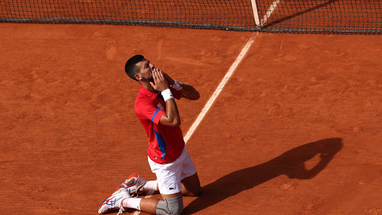 Djokovic n'a pas remporté Roland Garros cet été, mais en même temps, il n'a pas encore perdu un seul match complet sur terre battue cette année.