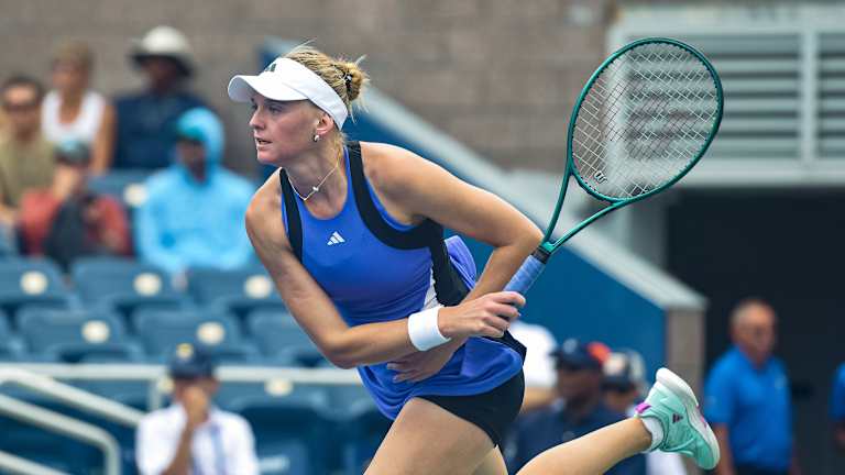 L'entraîneur d'Ashlyn Krueger, Michael Joyce, était convaincu qu'il voyait quelque chose de grand non seulement dans son jeu, mais aussi dans son désir de réussir.