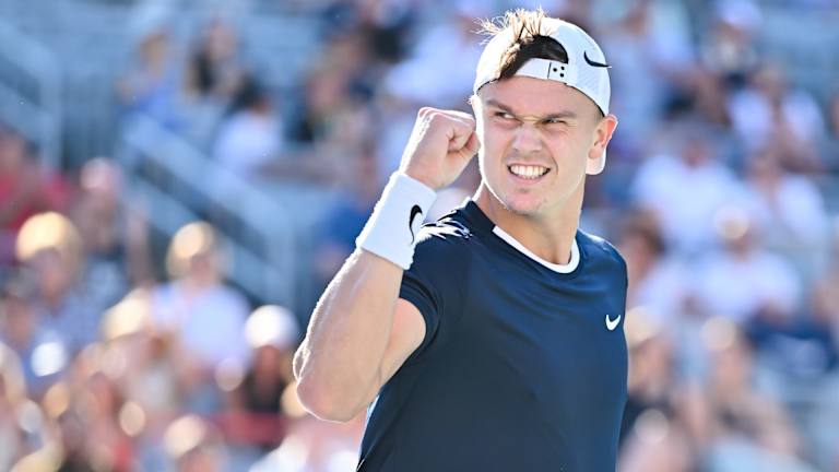 Rune est en quête de sa première demi-finale de la saison en Masters 1000, après avoir atteint les quarts de finale à Indian Wells et à Monte Carlo plus tôt dans la saison.