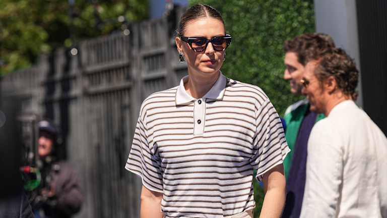 Maria Sharapova arrive au stade Arthur Ashe.