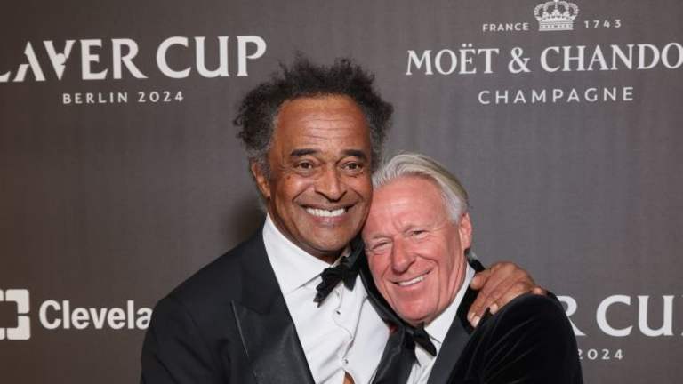 On peut compter sur ses amis : Borg veut continuer à soutenir Noah à l'avenir. « S'il suit mes traces, il fera du bon travail », a déclaré le Suédois. Borg a promis : « Je continuerai à regarder la Laver Cup à l'avenir. »