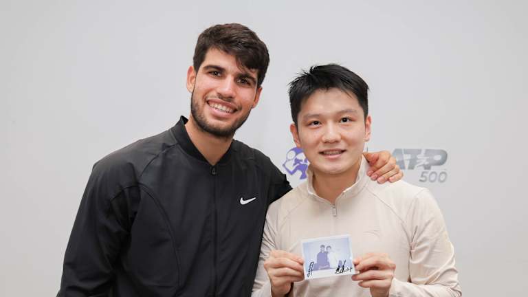Alcaraz avec Fan, propriétaire de trois médailles d'or olympiques.