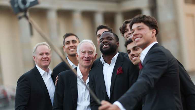 Tiafoe (au centre) adore l'ambiance d'équipe de la Laver Cup.
