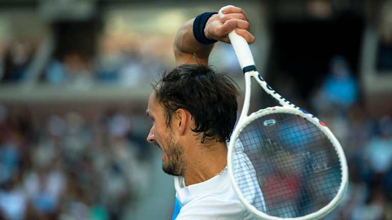 Medvedev a remporté son premier titre sur le circuit en 2018 et cherche à prolonger sa séquence de victoires cette année.