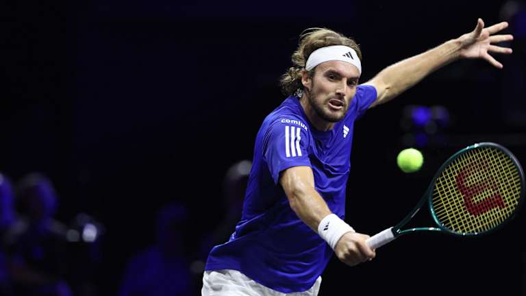Tsitsipas a remporté sa quatrième victoire en simple en carrière lors de la compétition de la Laver Cup.