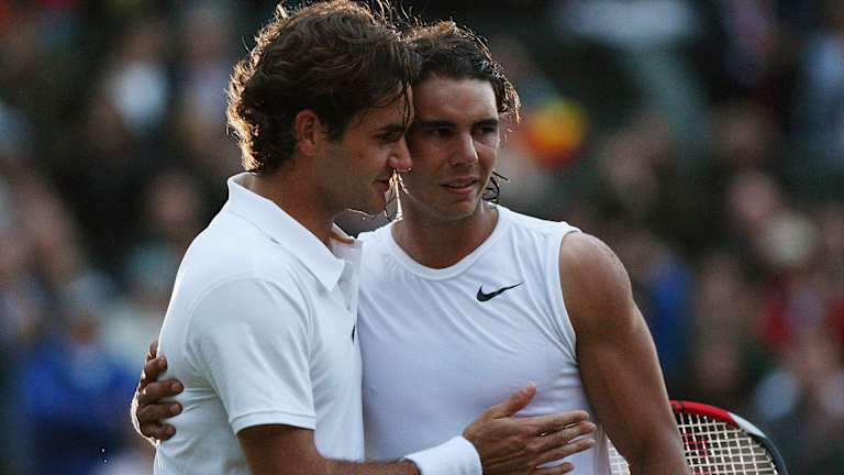 Nadal a affronté Federer 40 fois, notamment lors de la finale de Wimbledon en 2008, largement considérée comme le meilleur match de tennis masculin de l'histoire.