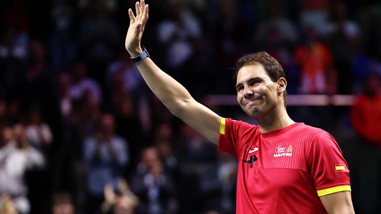 Nadal a terminé sa carrière avec une fiche de 1080-228 et 92 titres de tournée.