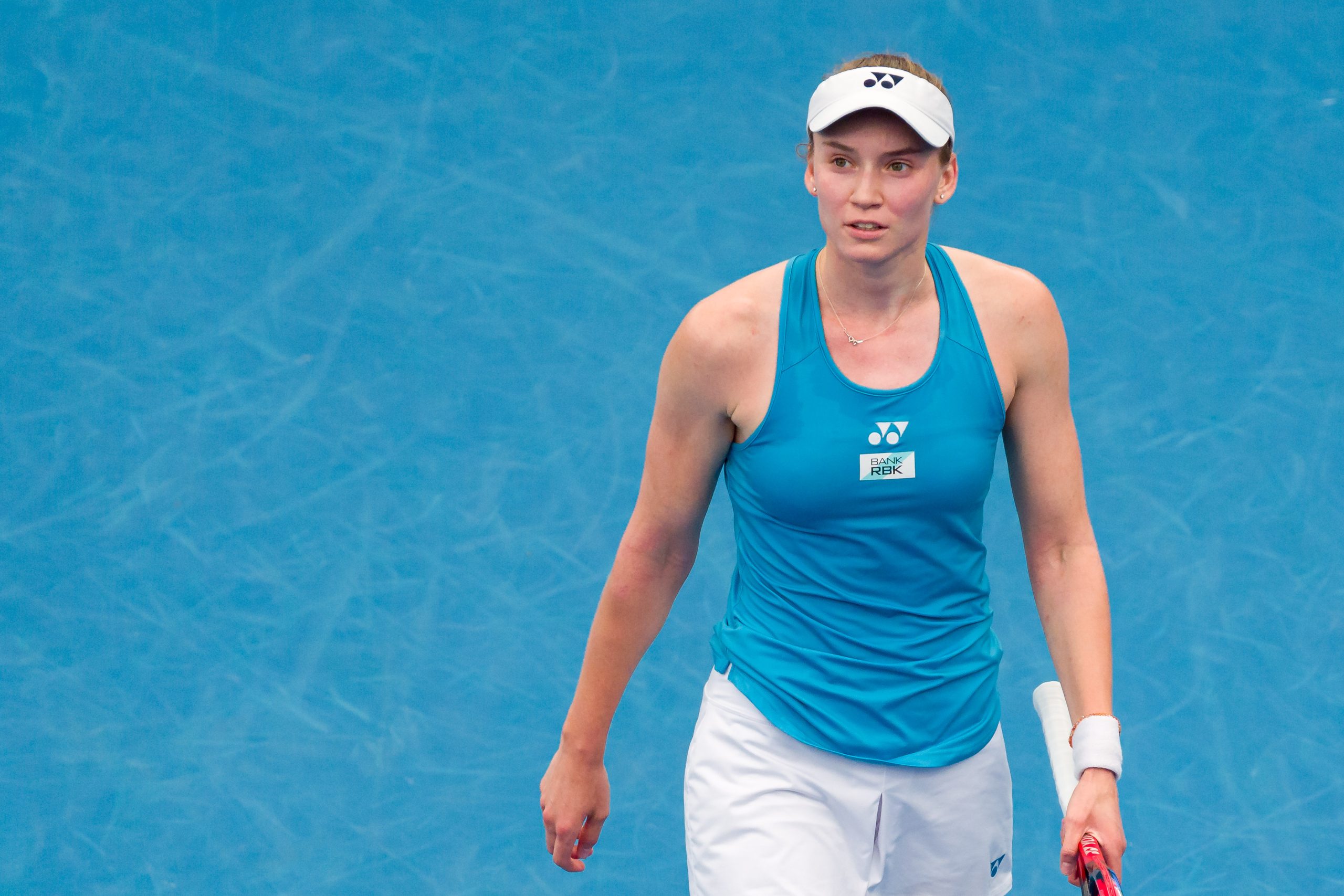 Elena Rybakina et d'autres joueuses ont de grands espoirs pour la nouvelle saison, mais les transformations ne sont pas faciles au tennis