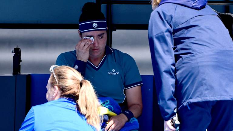 Jabeur a continué à se battre après avoir informé le personnel médical de ce qui se passait.