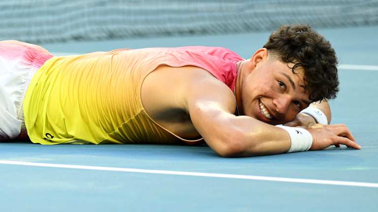 En 2024, Shelton a atteint le quatrième tour dans un tournoi majeur (Wimbledon).