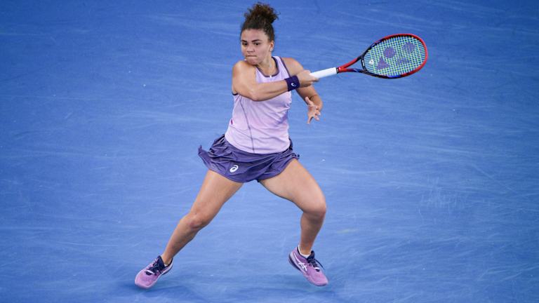 Jasmine Paolini participe à la résolution du gel x