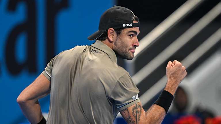 Berrettini n'essayait pas seulement sa première victoire contre Djokovic. Il cherchait également sa première victoire importante en 2025.