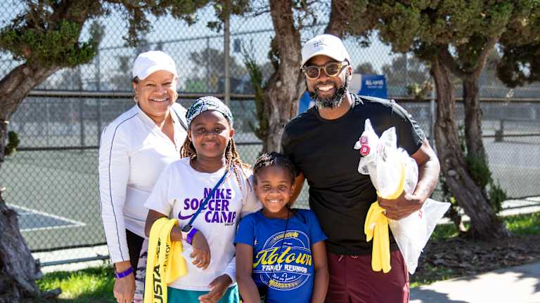 «Il est important pour nous d'avoir ces événements», a déclaré Esther Hendershott de l'USTA Southern California. «Tout ce que nous faisons a une communauté intégrée.»