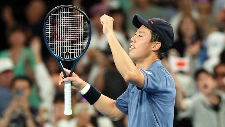 Nishikori a maintenant 19-4 dans sa carrière en matchs en simple dans la Coupe Davis. Il a également 3-0 en double.