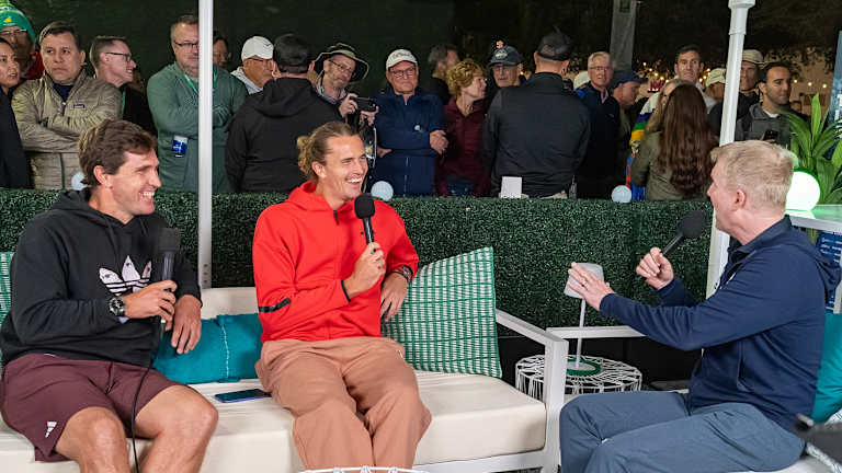 Les sourires étaient suffisants cette nuit à Indian Wells.