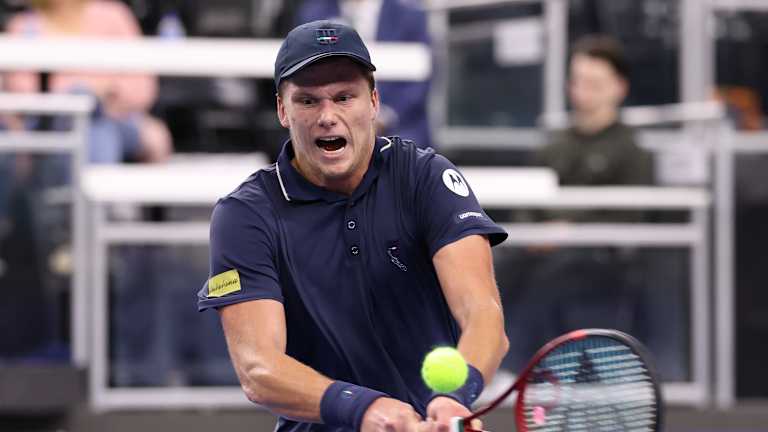 Brooksby avait l'air bien à Dallas contre Tommy Paul, alors qu'il cherche à retrouver ses pieds en tournée.