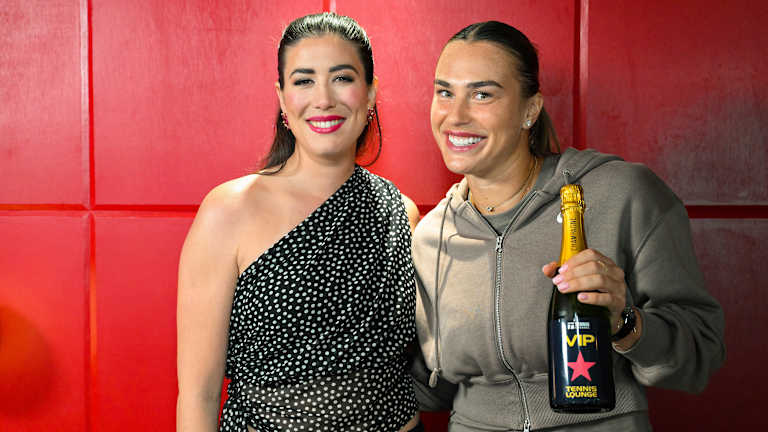 Avec un autre champion du Grand Chelem à plusieurs reprises Aryna Sabalenka ...