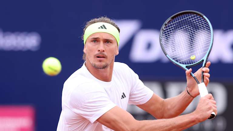 Six des 23 titres de niveau de la tournée de Zverev sont venus sur un sol à domicile.