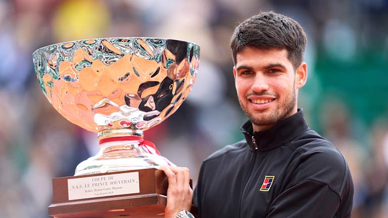 Alcaraz n'est également devenu que le deuxième joueur à capturer Six Masters 1000 titres avant d'avoir 22 ans.