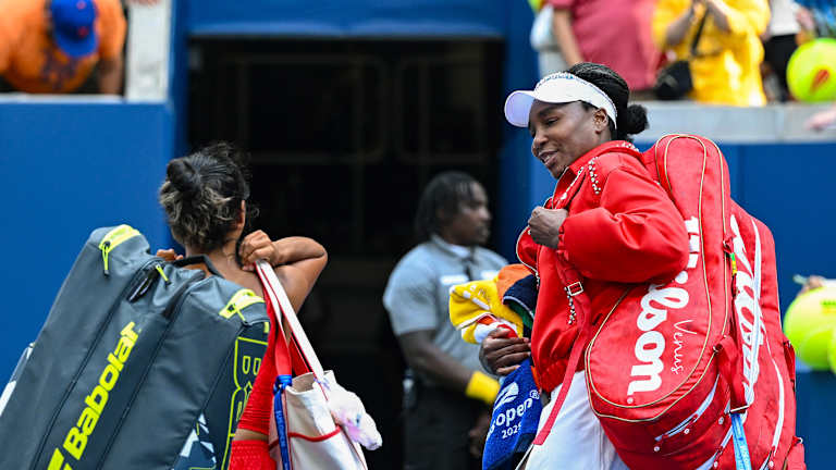 Au deuxième tour, Fernandez et Williams rencontrent Ulrikke Eikeri et Eri Hozumi.