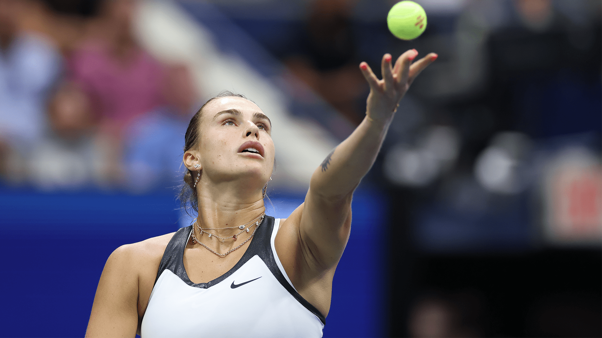 Aryna Sabalenka Thunders à 2025 US Open Title Defense, bat Amanda Anisimova
