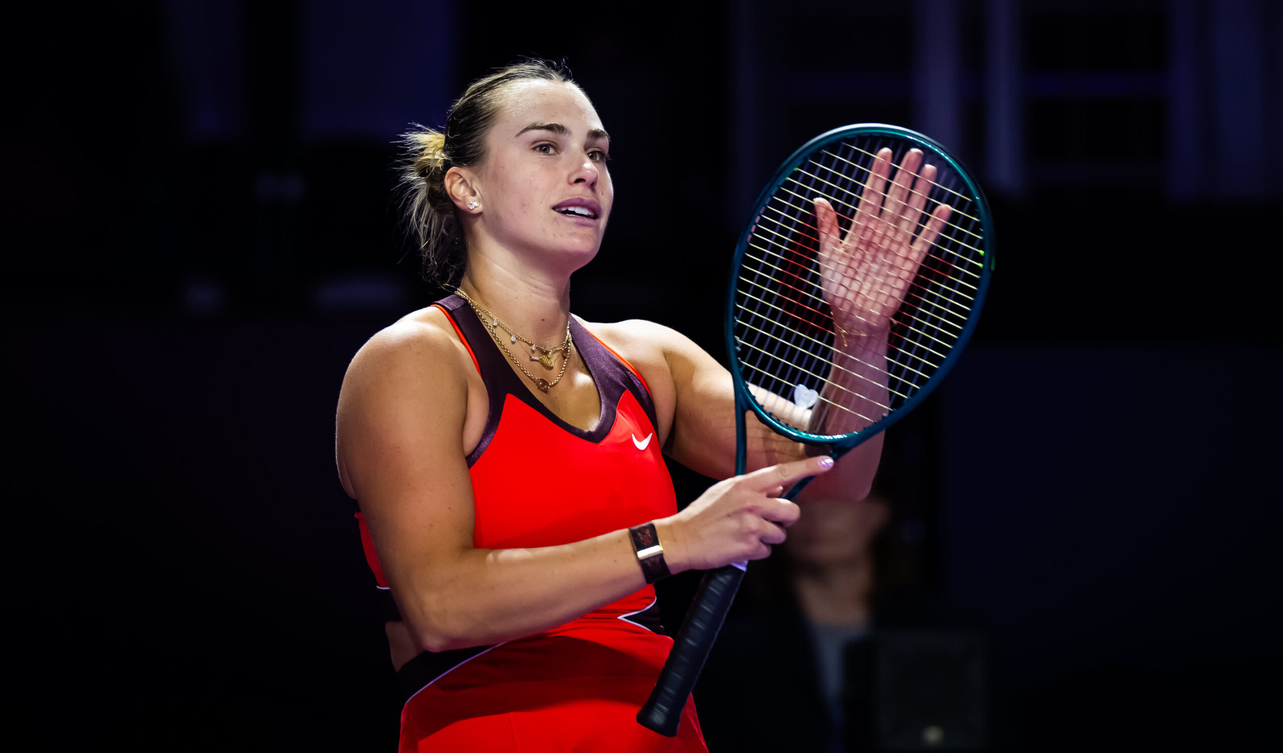 Aryna Sabalenka élimine Coco Gauff des finales WTA et rejoint Jessica Pegula en demi-finale