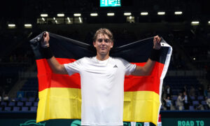 Sinner, Alcaraz, Fonseca ont tous remporté la finale Next Gen ATP à 18 ans. Justin Engel les rejoindra-t-il ?