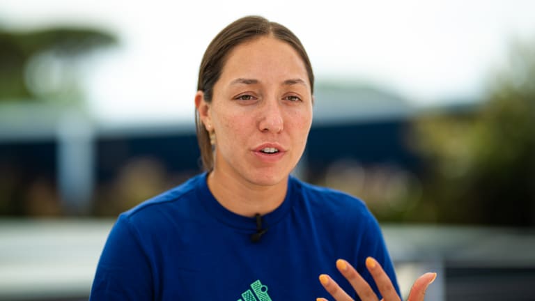 En tant que membre du Conseil des joueurs de la WTA, Pegula a joué un rôle actif dans les discussions avec les directeurs de tournois.