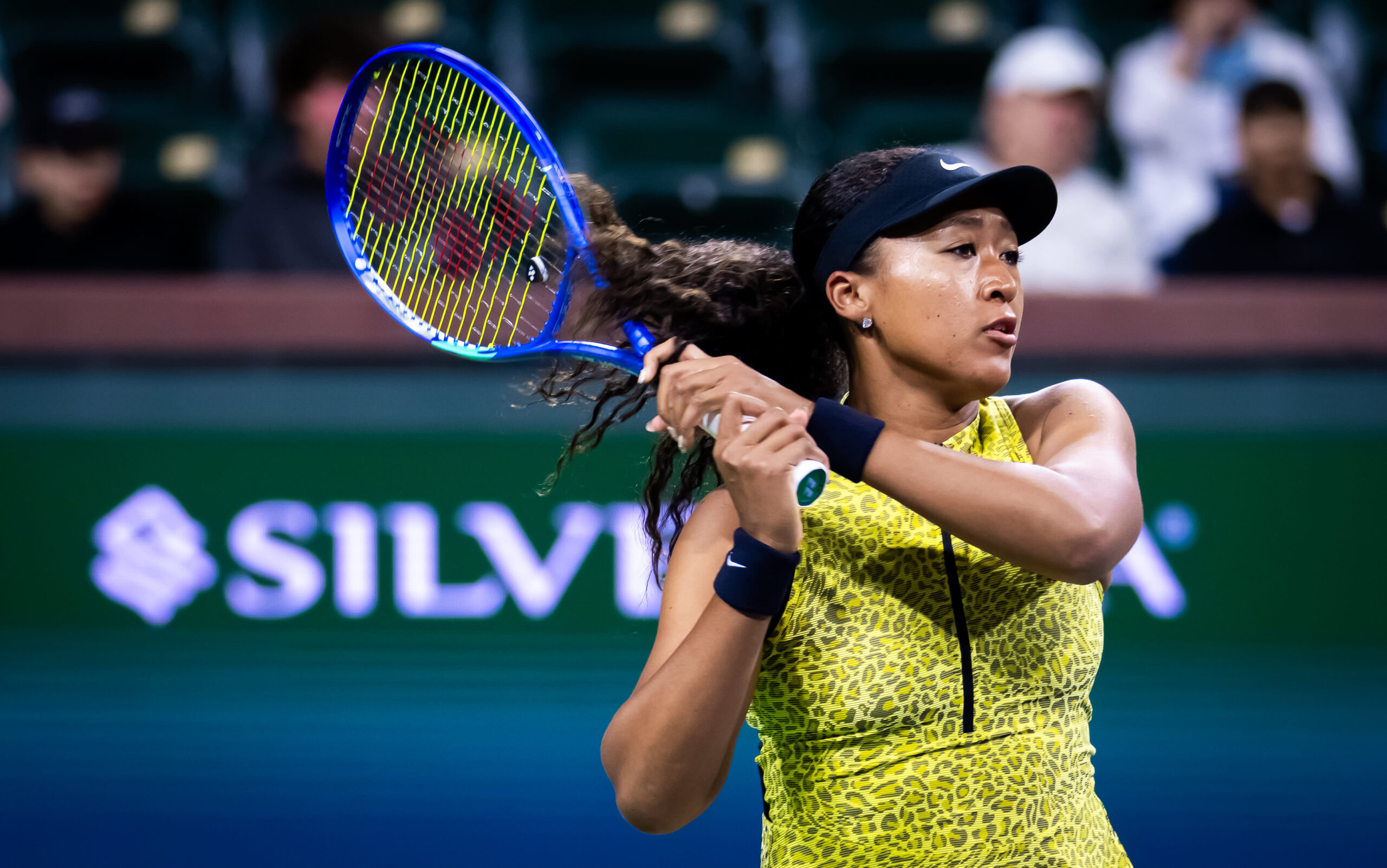 Naomi Osaka libère le léopard intérieur avec un kit Nike « chasseresse » personnalisé lors de son retour victorieux à Indian Wells