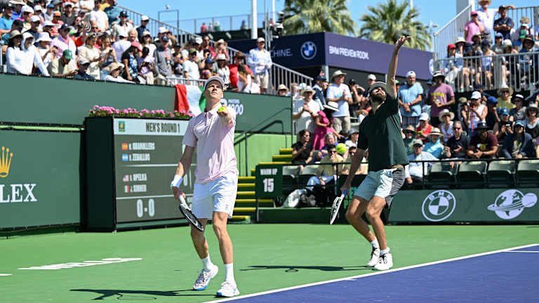 L'échauffement sert avec un servebot.