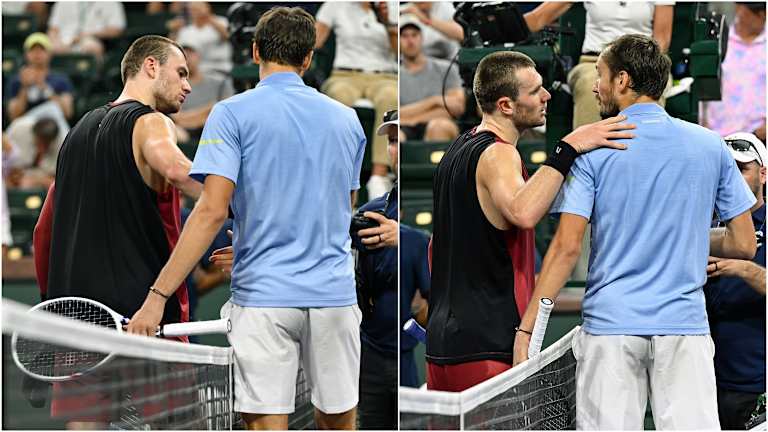 Il a également serré la main de Tourte après un autre bref échange avec Medvedev, au cours duquel le Russe a admis : "Je ne me sens pas bien. Je comprends" en réponse aux commentaires du Britannique.