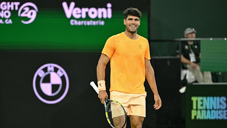 Alcaraz avait également ses raisons de sourire, après avoir porté son départ parfait en 2026 à 16-0.