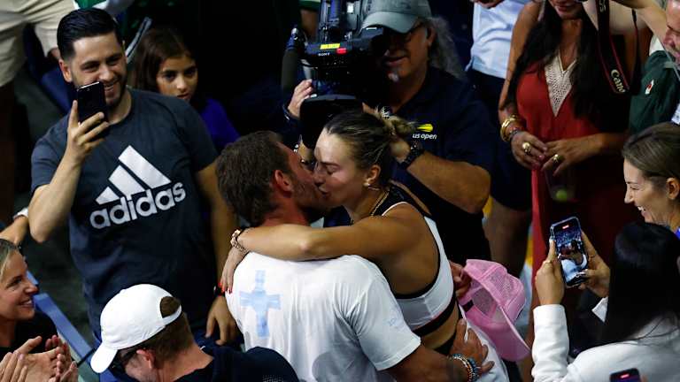 Frangulis et Sabalenka ont partagé un moment de tendresse après avoir battu Amanda Anisimova lors de la finale de l'US Open en septembre dernier.