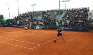 Stan Wawrinka se rend à Naples alors que le swing sur terre battue démarre sur le Challenger Tour