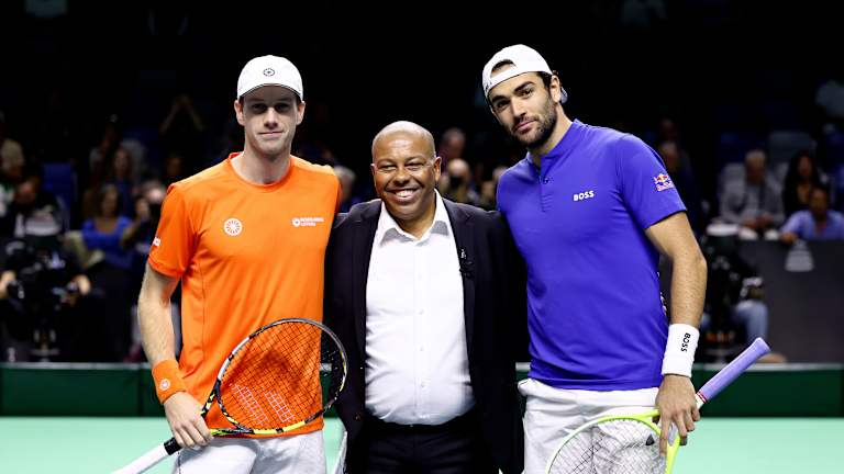 Bernardes a officiellement couronné sa carrière en officiant lors de la finale de la Coupe Davis 2024, ce qui était une première en carrière.